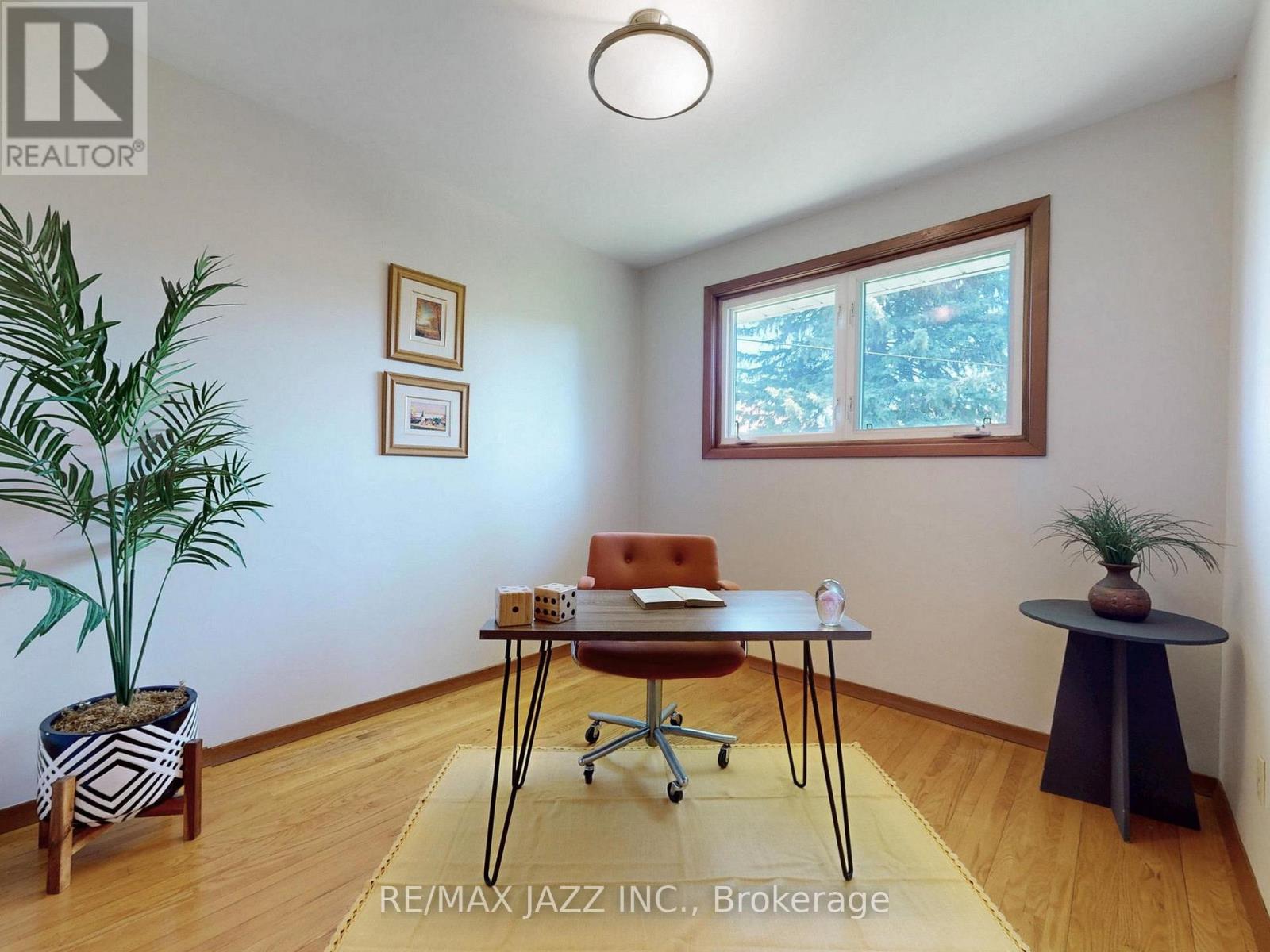 Photo 9 of 341 Elizabeth Street, Oshawa ON