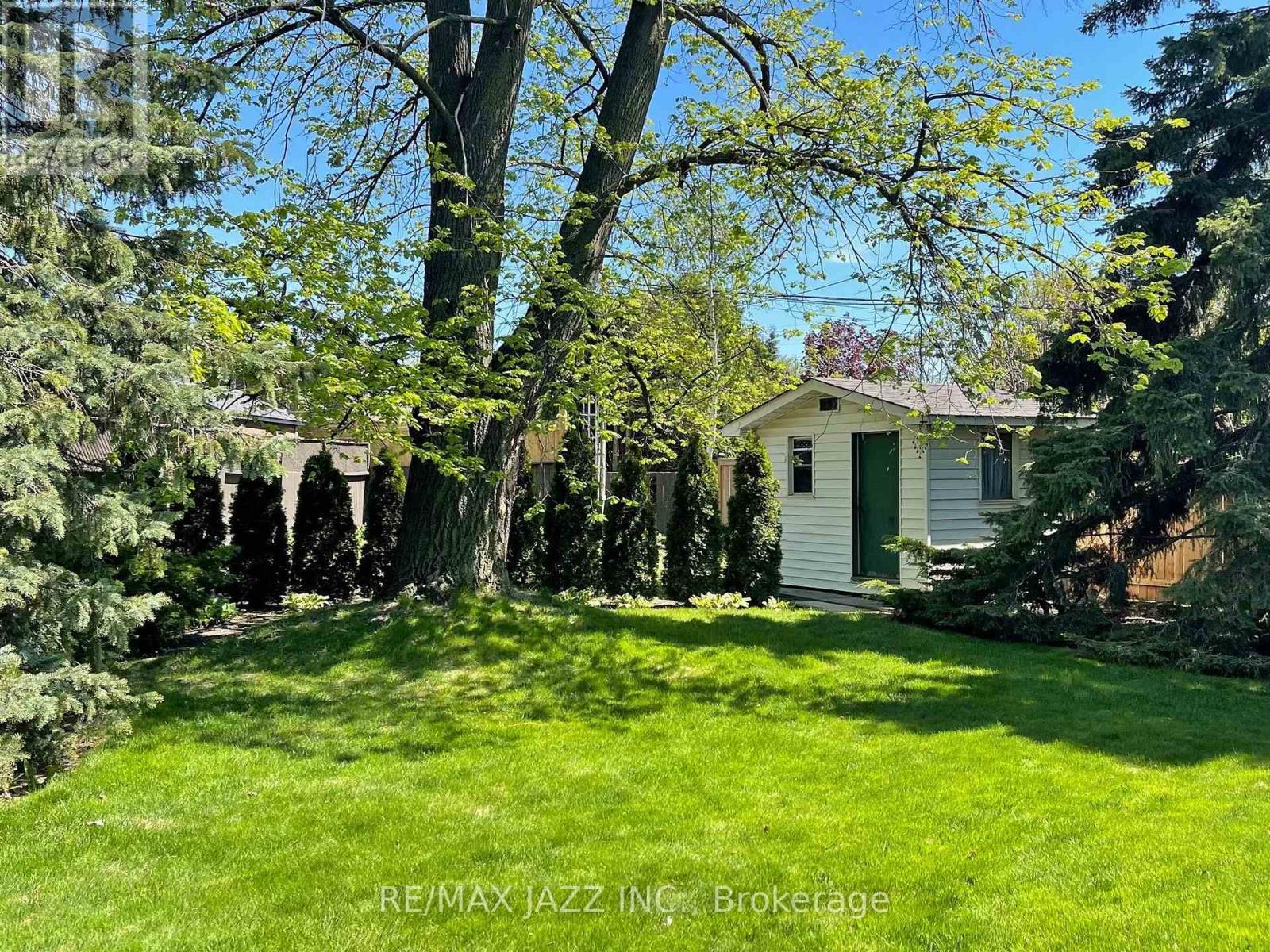Photo 23 of 341 Elizabeth Street, Oshawa ON