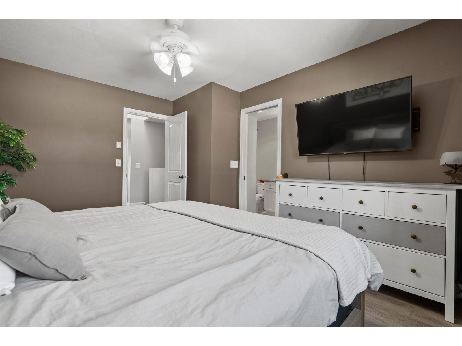 Photo 13 of 83 8881 Walters Street Chilliwack Proper South, Chilliwack BC