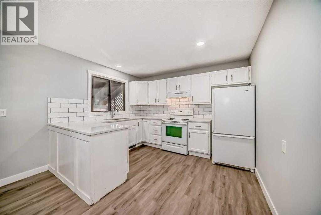 Single Family House for Sale in  Templemont Drive NE Temple Calgary 