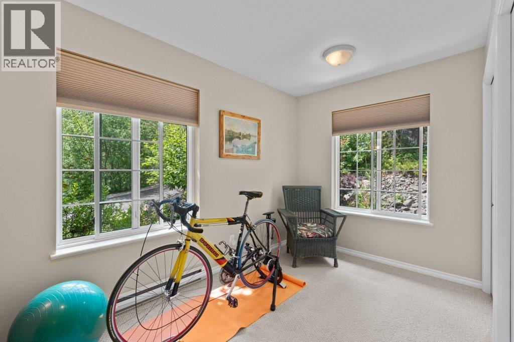  3800 60 Street Northwest, Salmon Arm