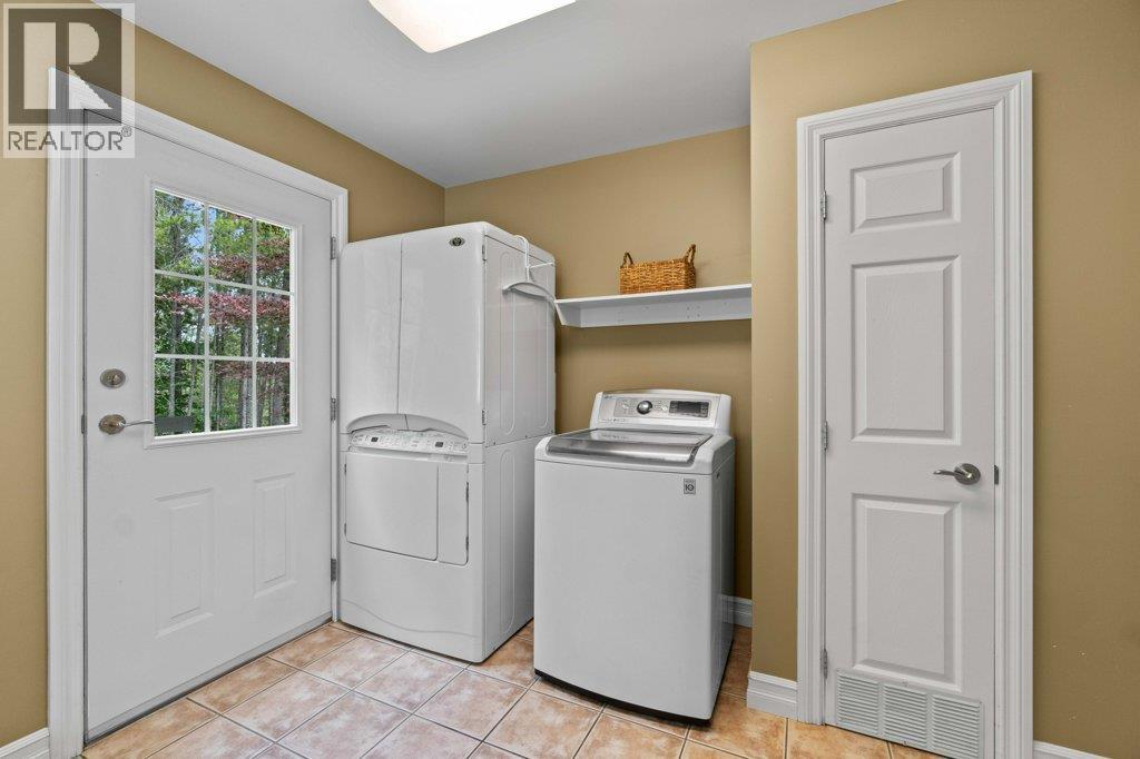  3800 60 Street Northwest, Salmon Arm