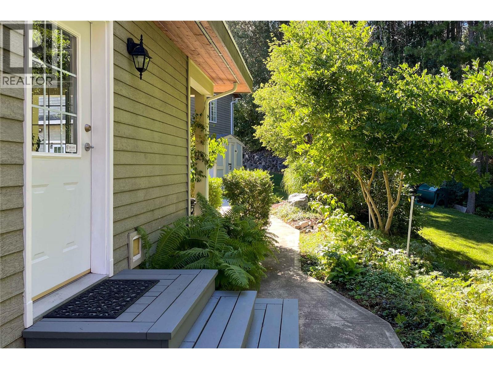  3800 60 Street Northwest, Salmon Arm