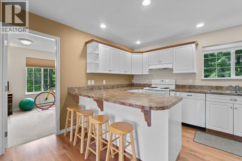  3800 60 Street Northwest, Salmon Arm