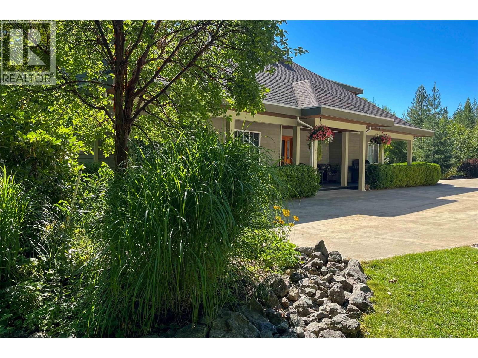  3800 60 Street Northwest, Salmon Arm
