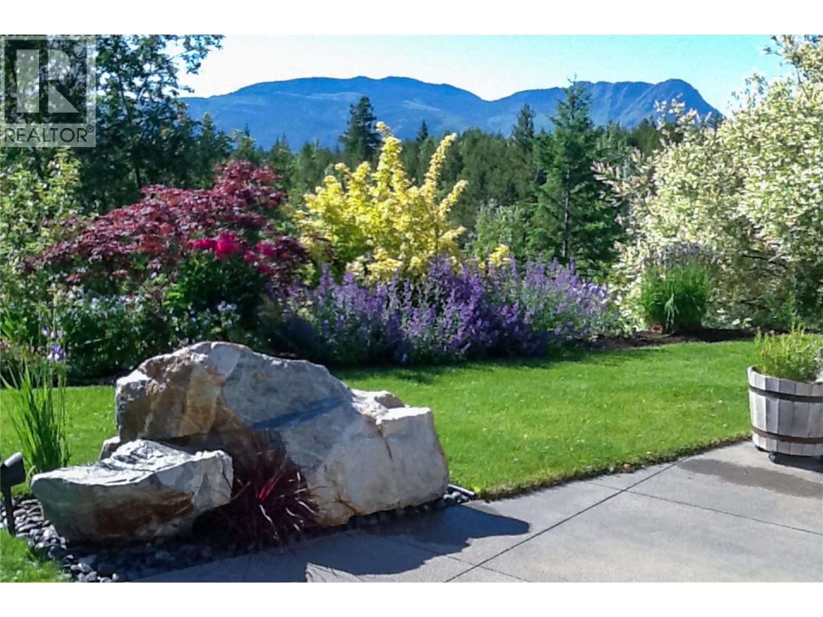  3800 60 Street Northwest, Salmon Arm