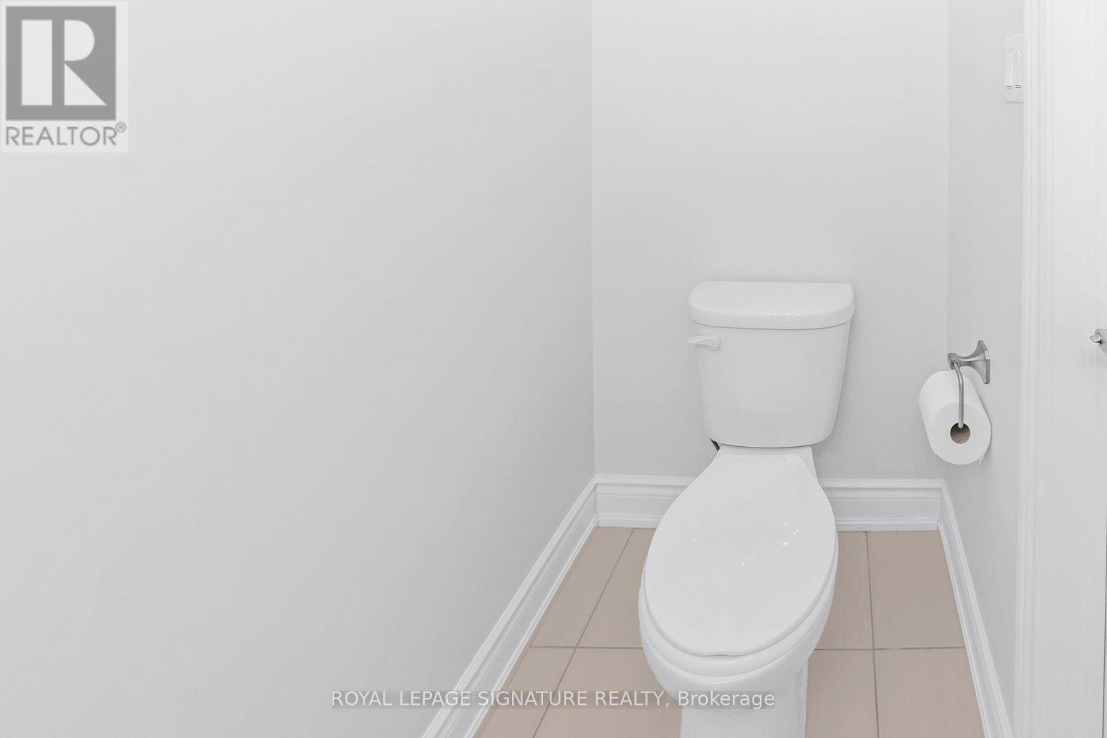 Photo 17 of 91 Thomas Fisher Drive, Toronto ON