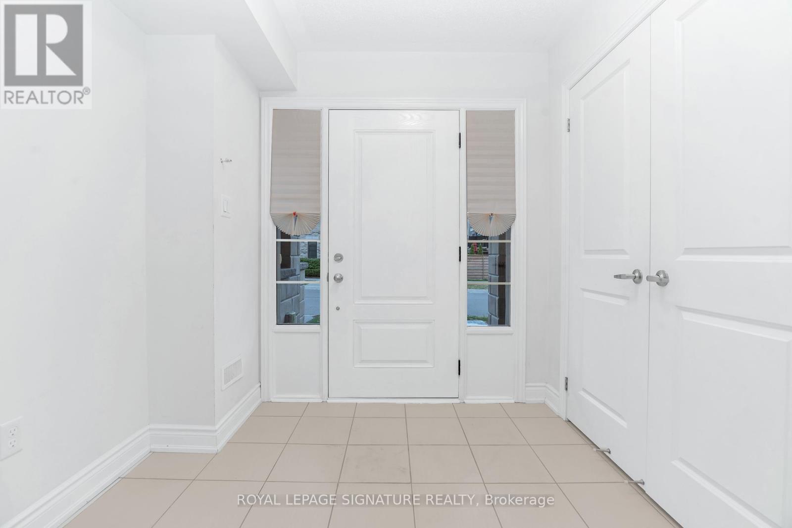 Photo 23 of 91 Thomas Fisher Drive, Toronto ON