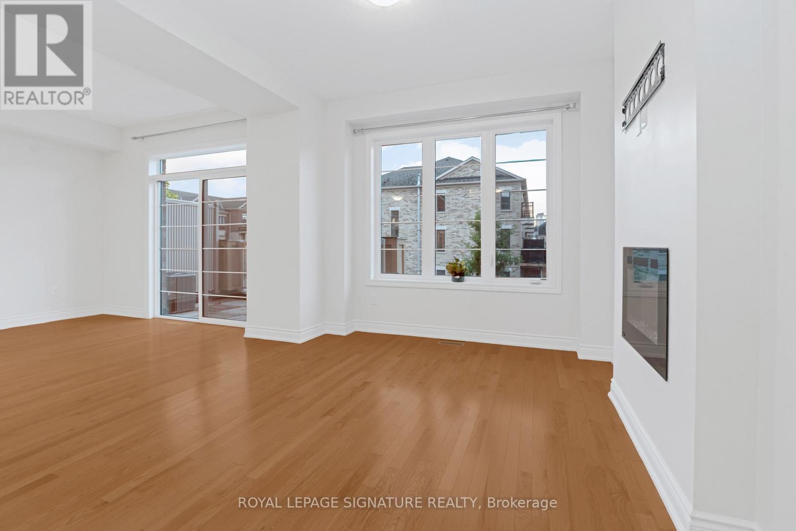 Photo 31 of 91 Thomas Fisher Drive, Toronto ON