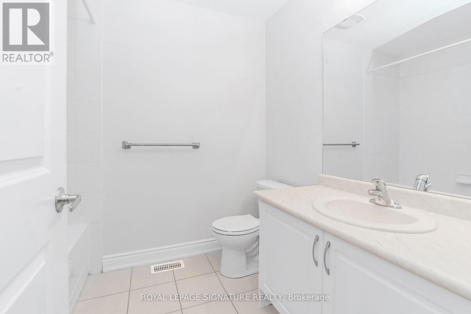 Photo 35 of 91 Thomas Fisher Drive, Toronto ON