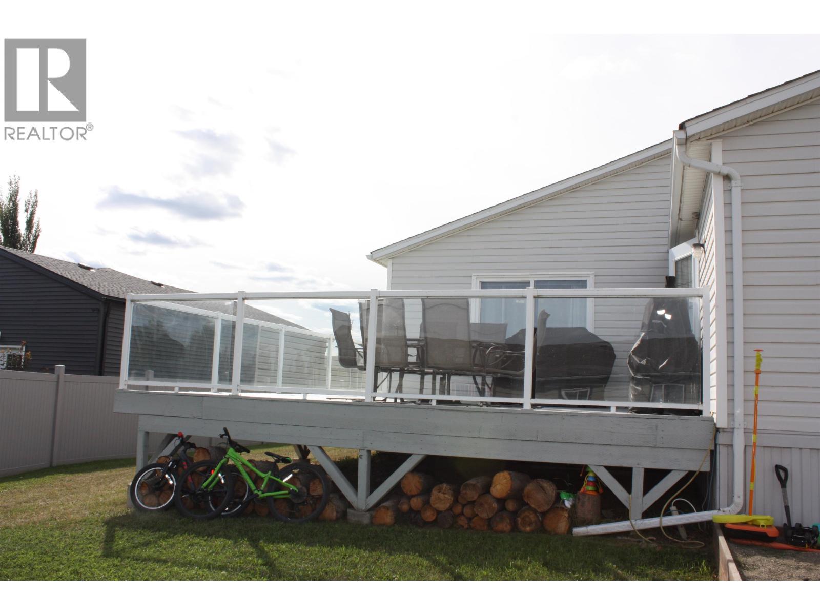 Photo 20 of 9801 97 Street, Taylor BC