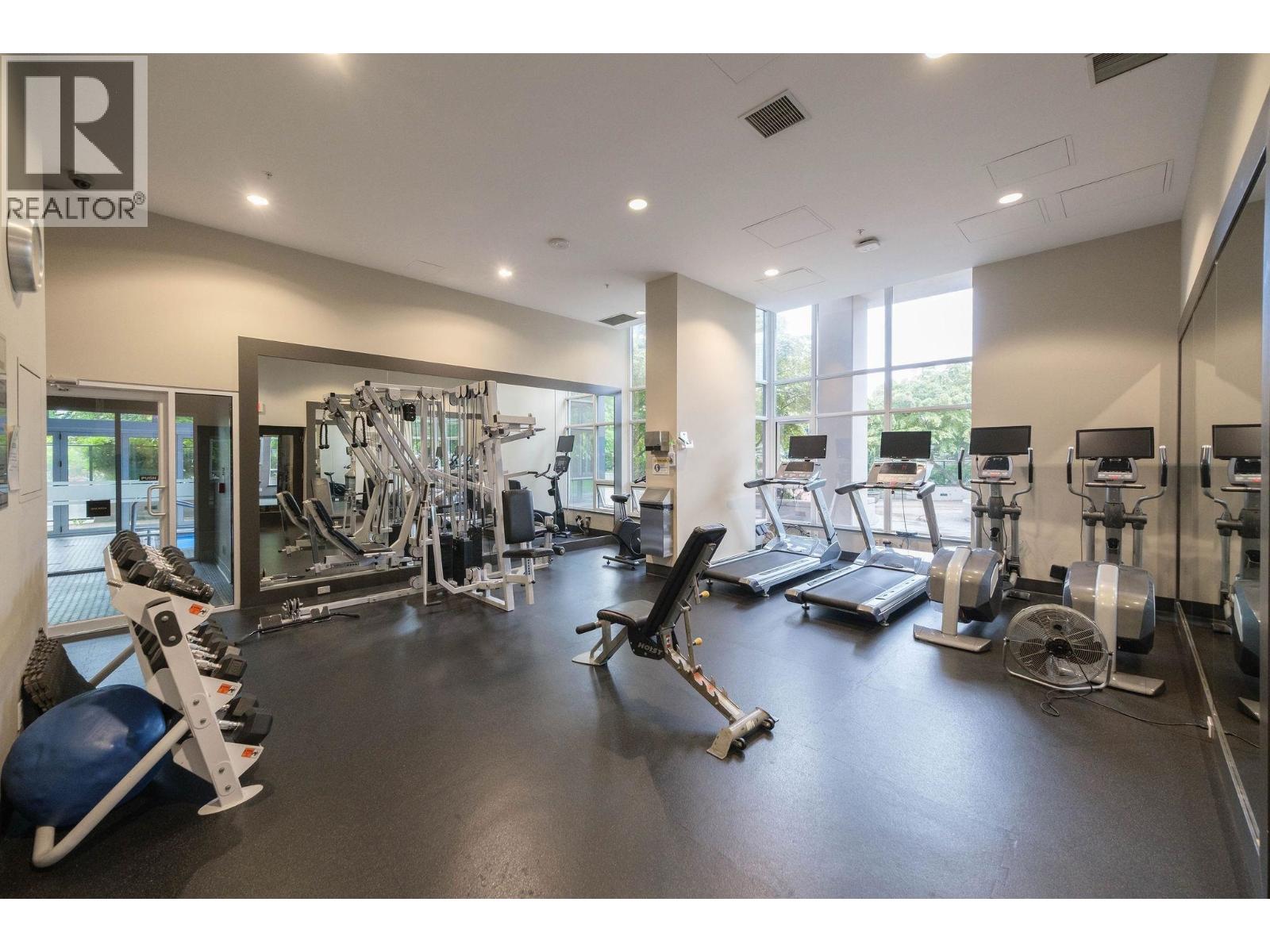 Photo 25 of 207 2077 Rosser Avenue, Burnaby BC