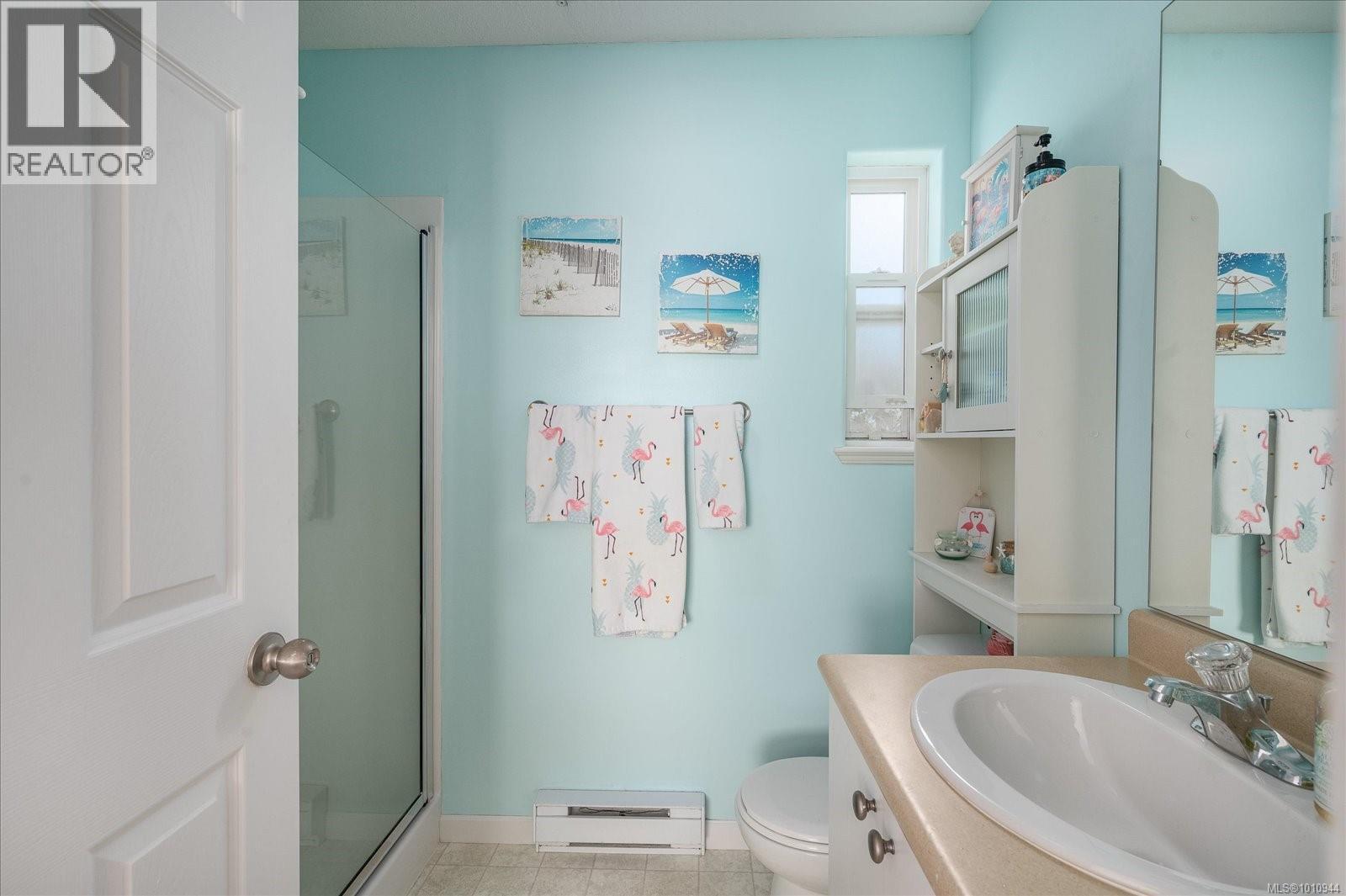Photo 7 of 6134 A Mcgirr Rd, Nanaimo BC