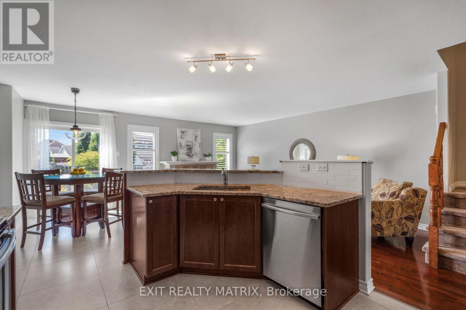 Photo 12 of 1836 Arrowgrass Way, Ottawa ON