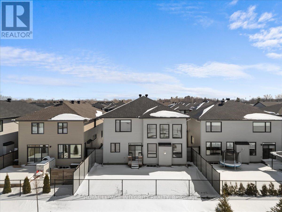 Photo 4 of 312 Cornice Street, Ottawa ON