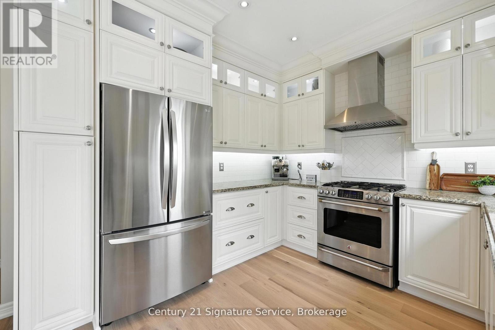 Photo 7 of 77 Esposito Drive, Caledon ON