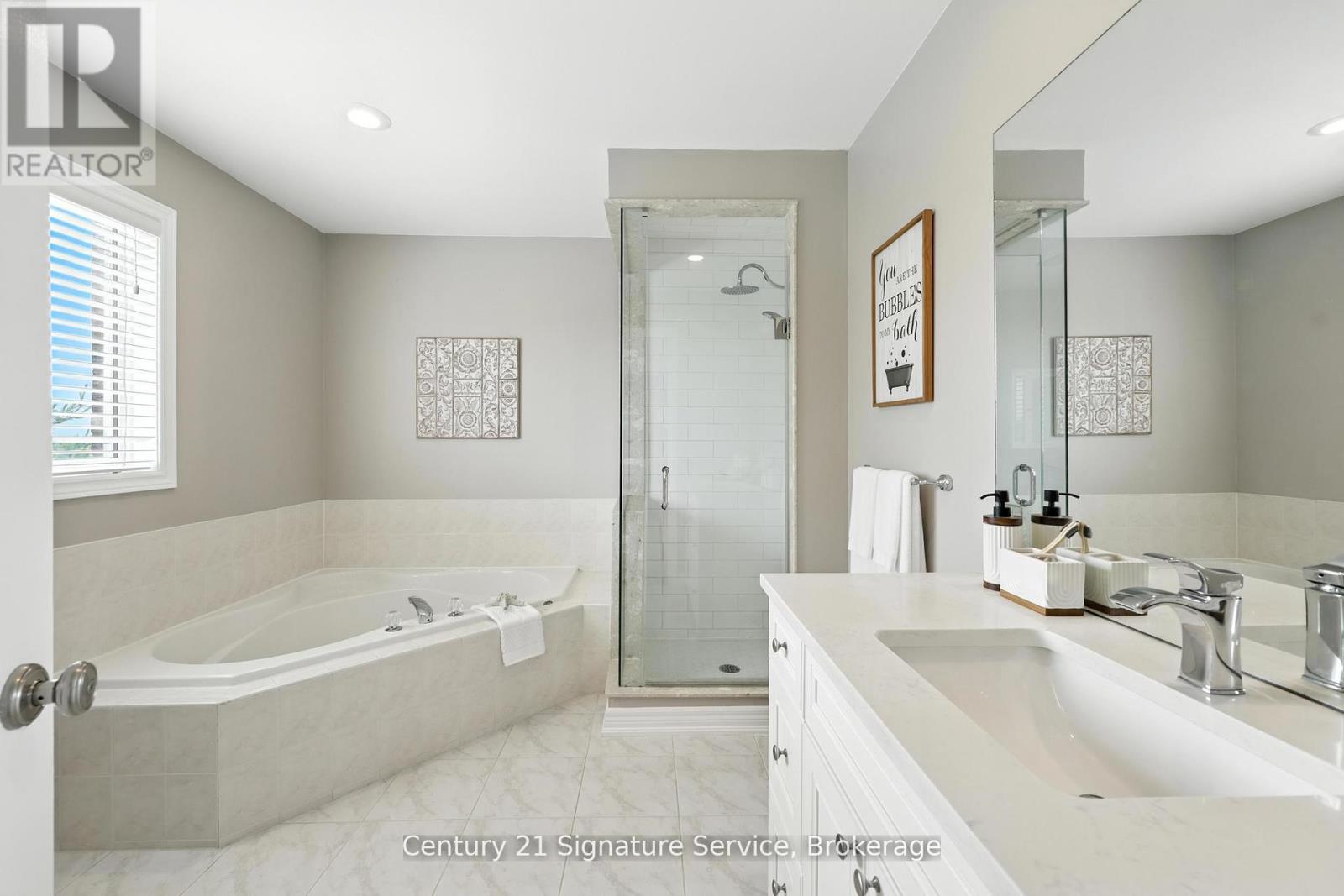 Photo 31 of 77 Esposito Drive, Caledon ON