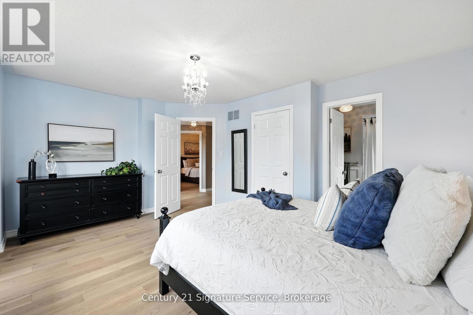 Photo 13 of 77 Esposito Drive, Caledon ON