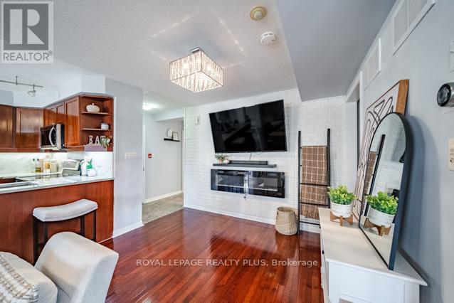 Photo 27 of 4 700 Neighbourhood Circle, Mississauga ON