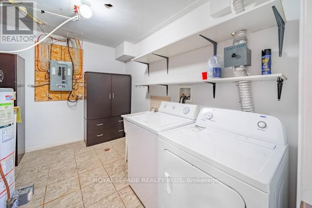 Photo 6 of 4 700 Neighbourhood Circle, Mississauga ON