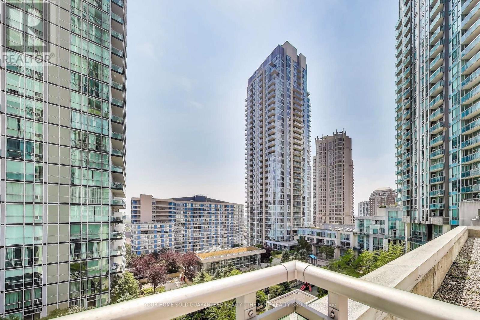 Photo 20 of 1107 220 Burnhamthorpe Road W, Mississauga ON