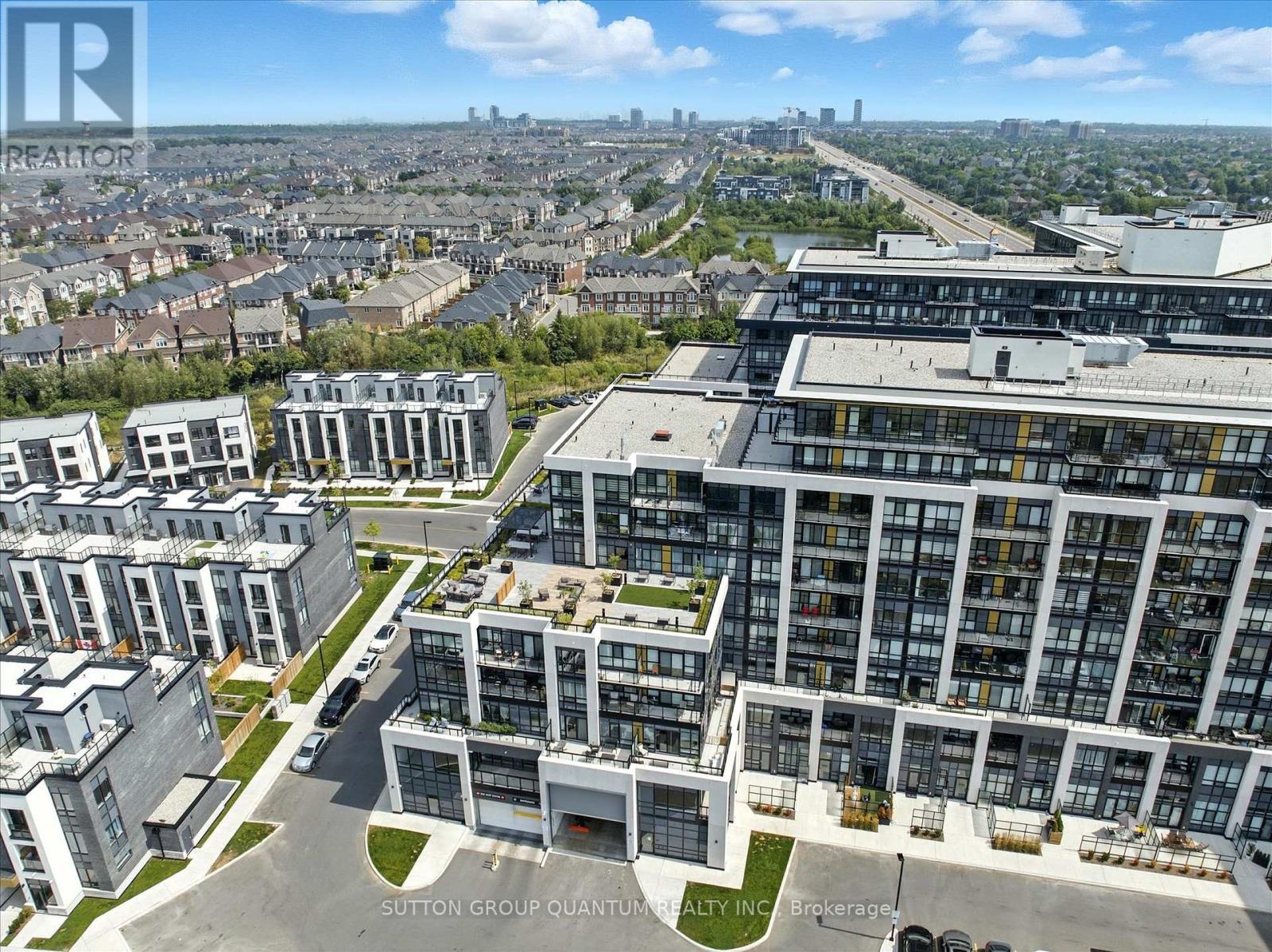 Photo 6 of Ph 06 405 Dundas Street W, Oakville ON