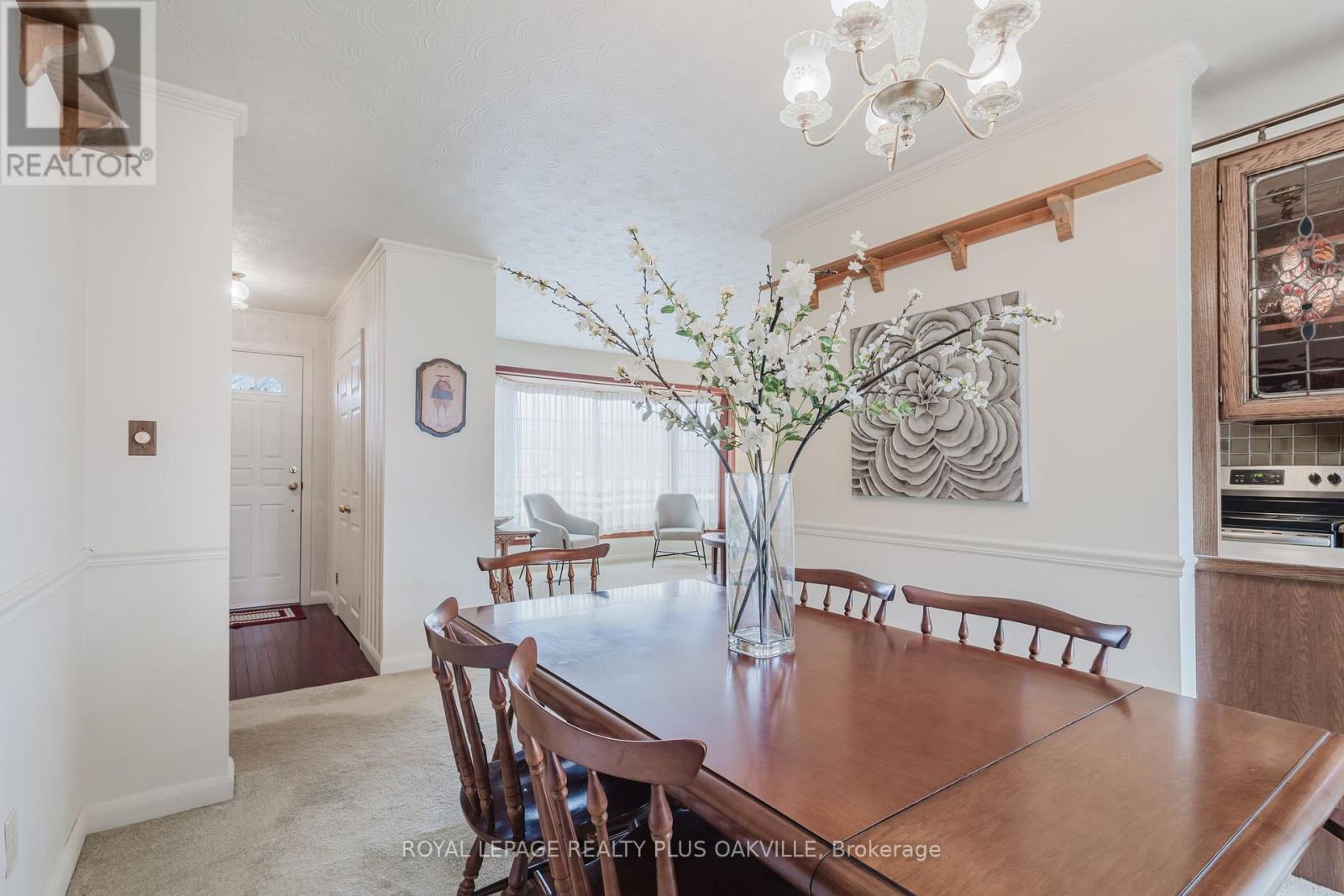 Photo 17 of 2416 Rebecca Street, Oakville ON