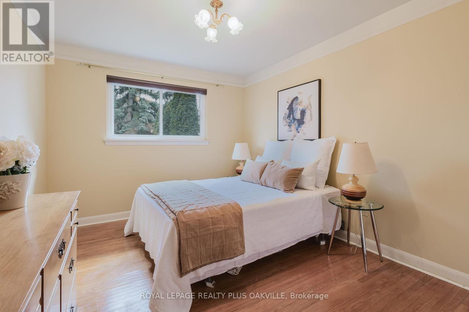Photo 23 of 2416 Rebecca Street, Oakville ON