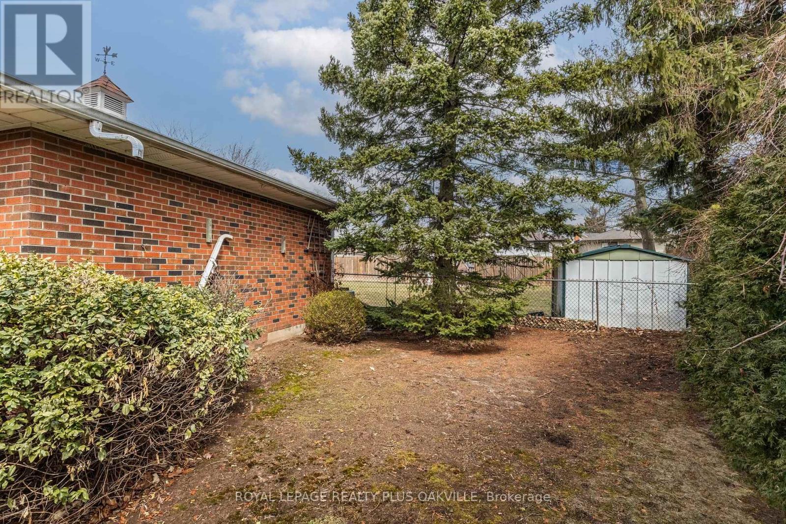 Photo 46 of 2416 Rebecca Street, Oakville ON