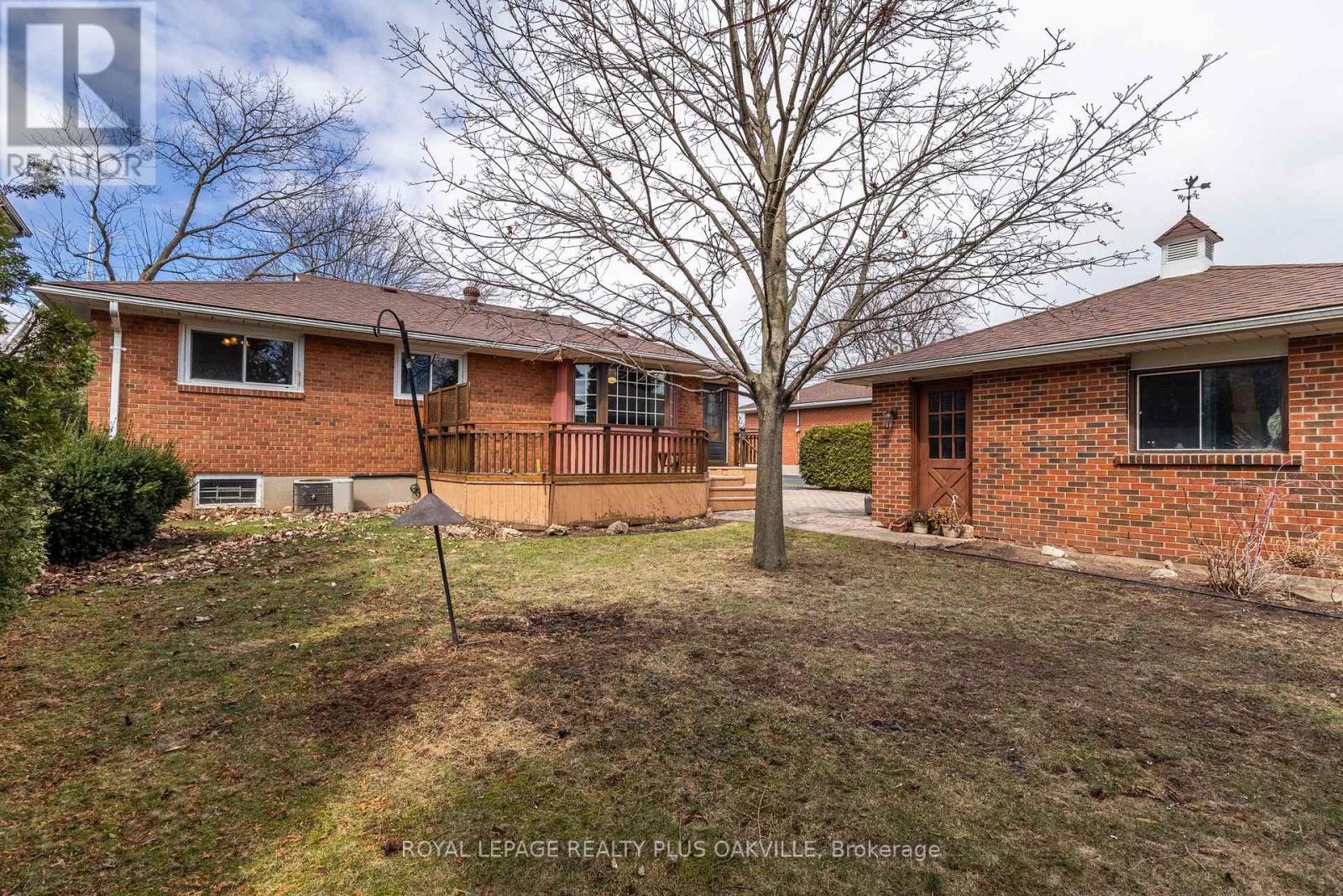 Photo 47 of 2416 Rebecca Street, Oakville ON