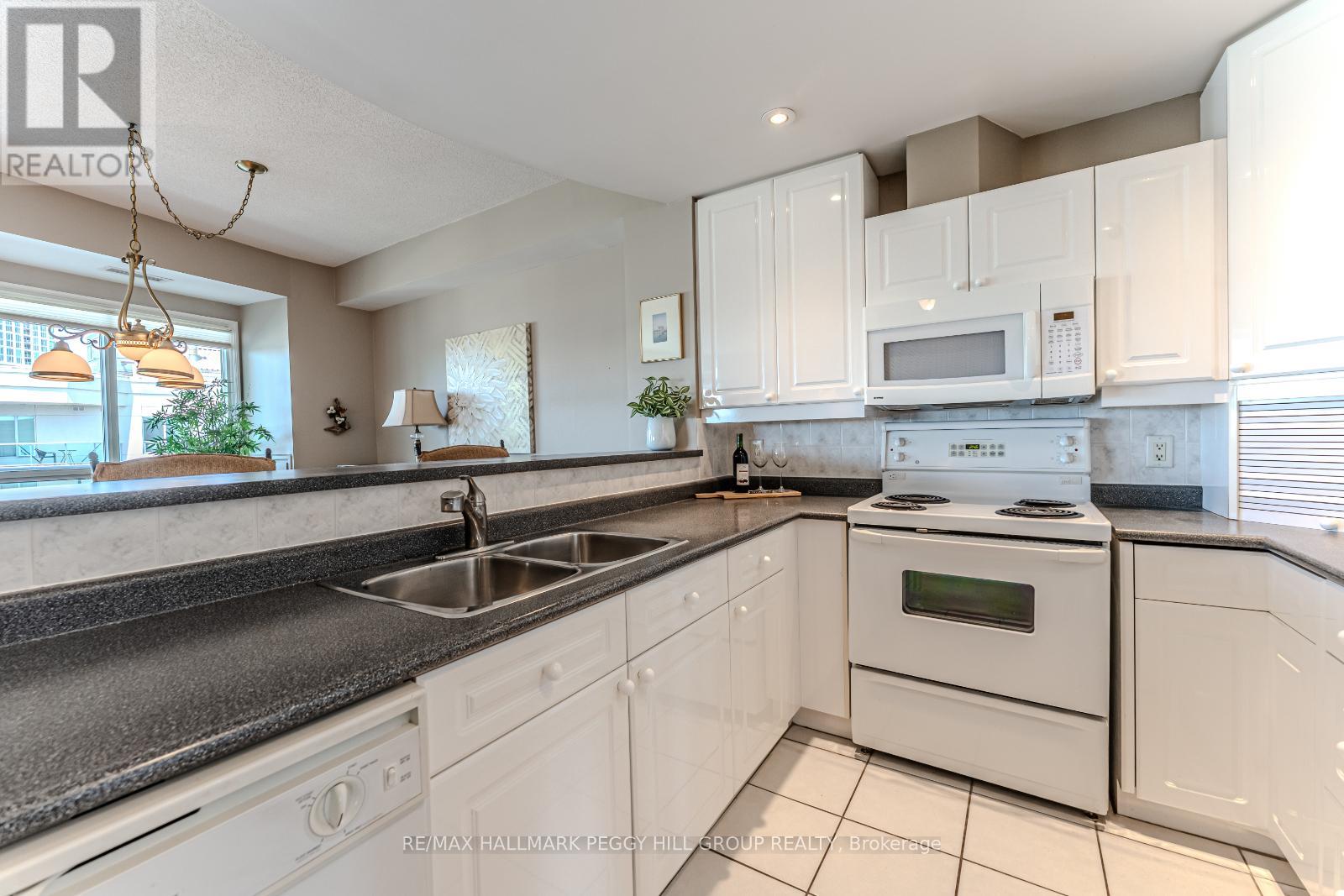Photo 9 of Ph 2 3 2 Toronto Street, Barrie ON