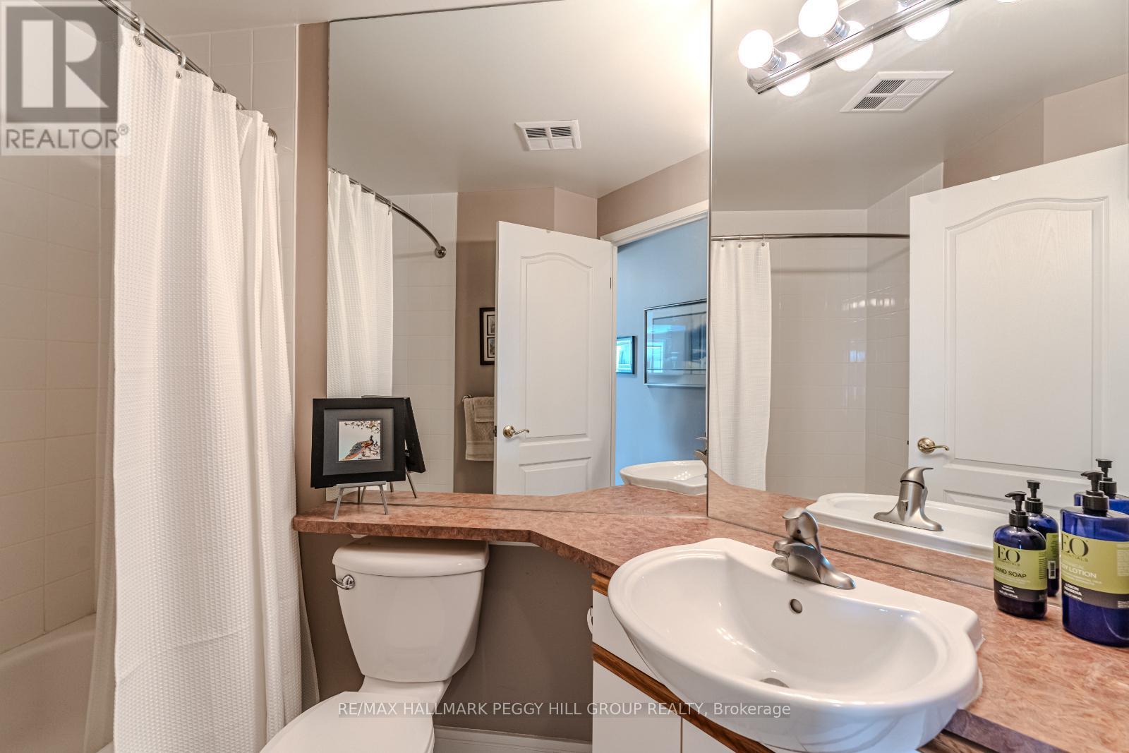 Photo 14 of Ph 2 3 2 Toronto Street, Barrie ON