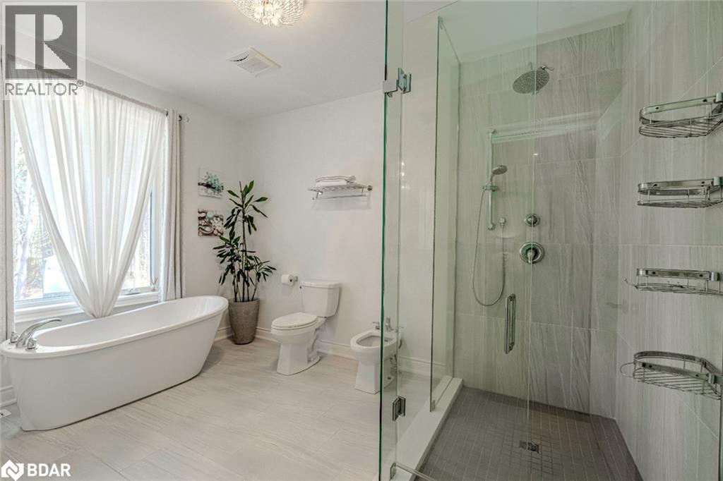 Photo 4 of 38 Windermere Circle, Tay ON