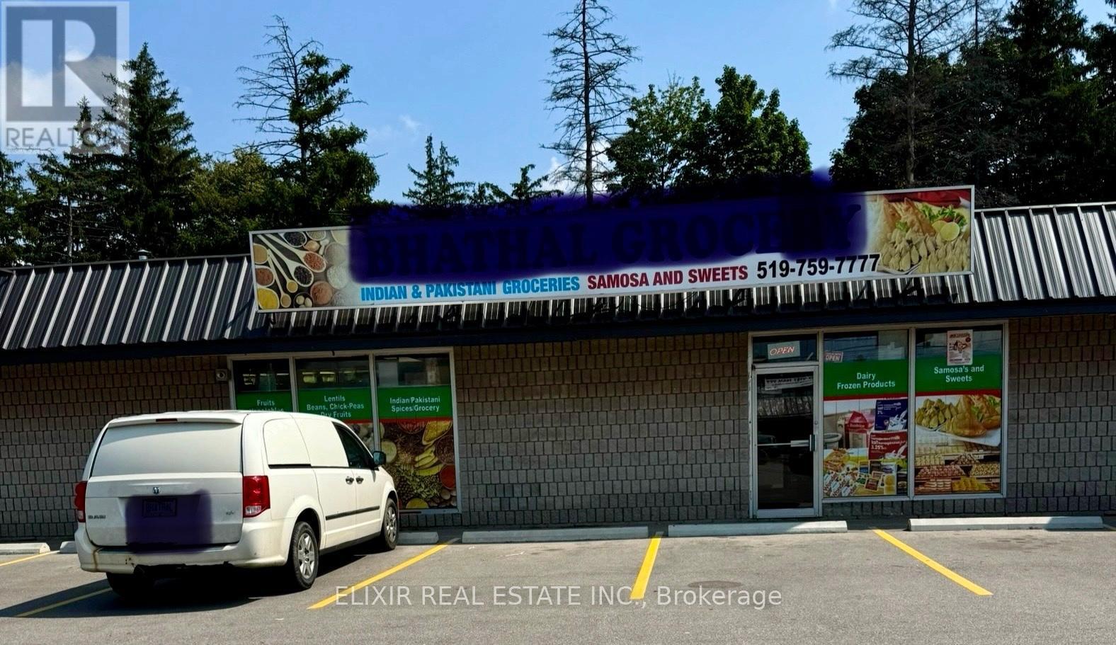 Photo 10 of 3 4 206 King George Road, Brantford ON