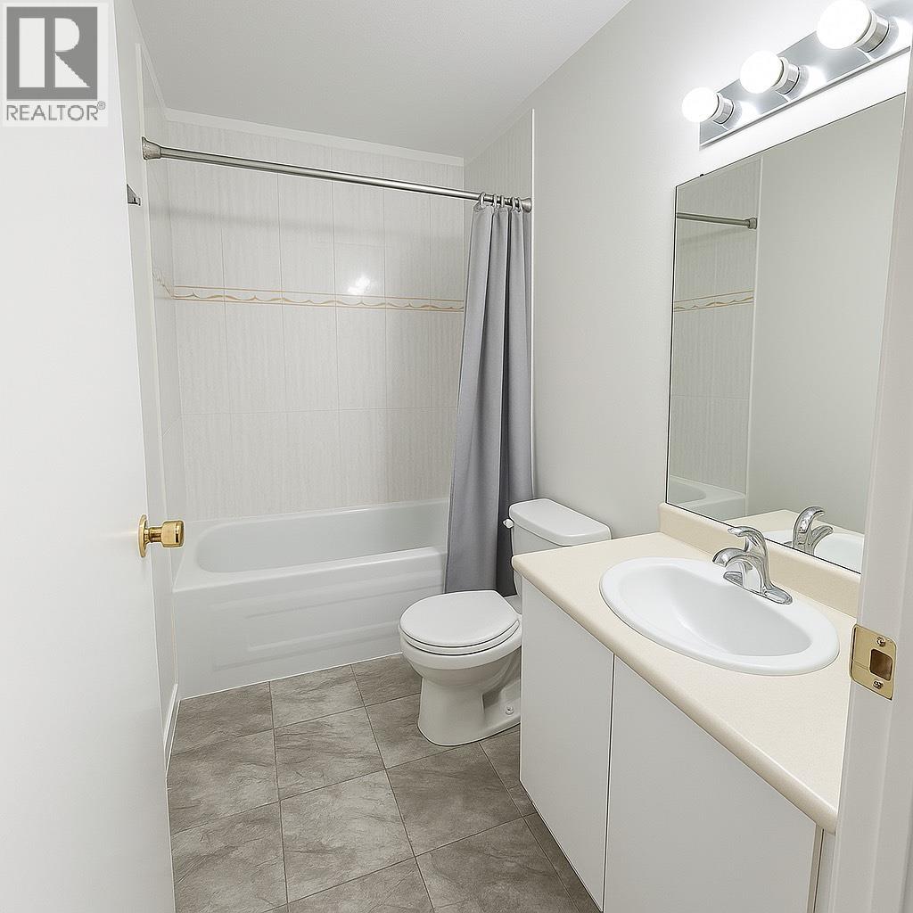 Photo 11 of 165 2211 No 4 Road, Richmond BC