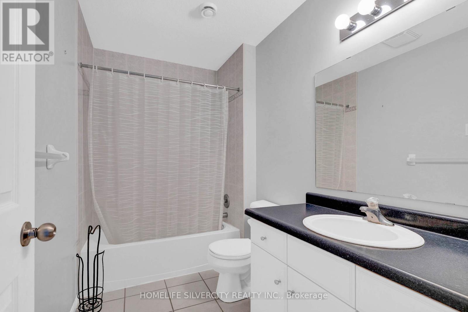 Photo 15 of 276 Watson Parkway N, Guelph ON