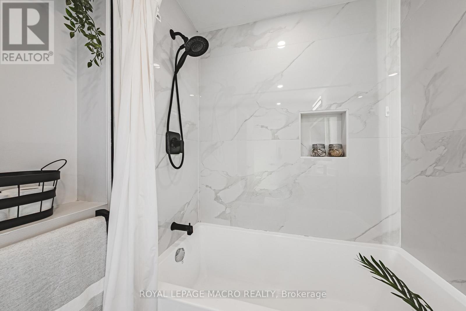 Photo 27 of 2016 Barton Street E, Hamilton ON