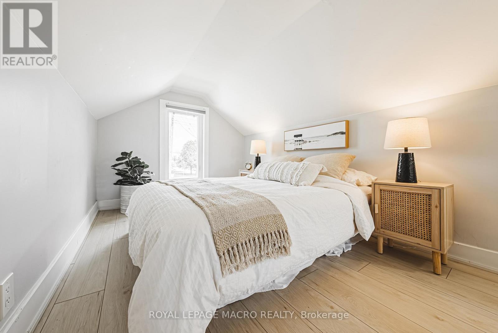 Photo 45 of 2016 Barton Street E, Hamilton ON
