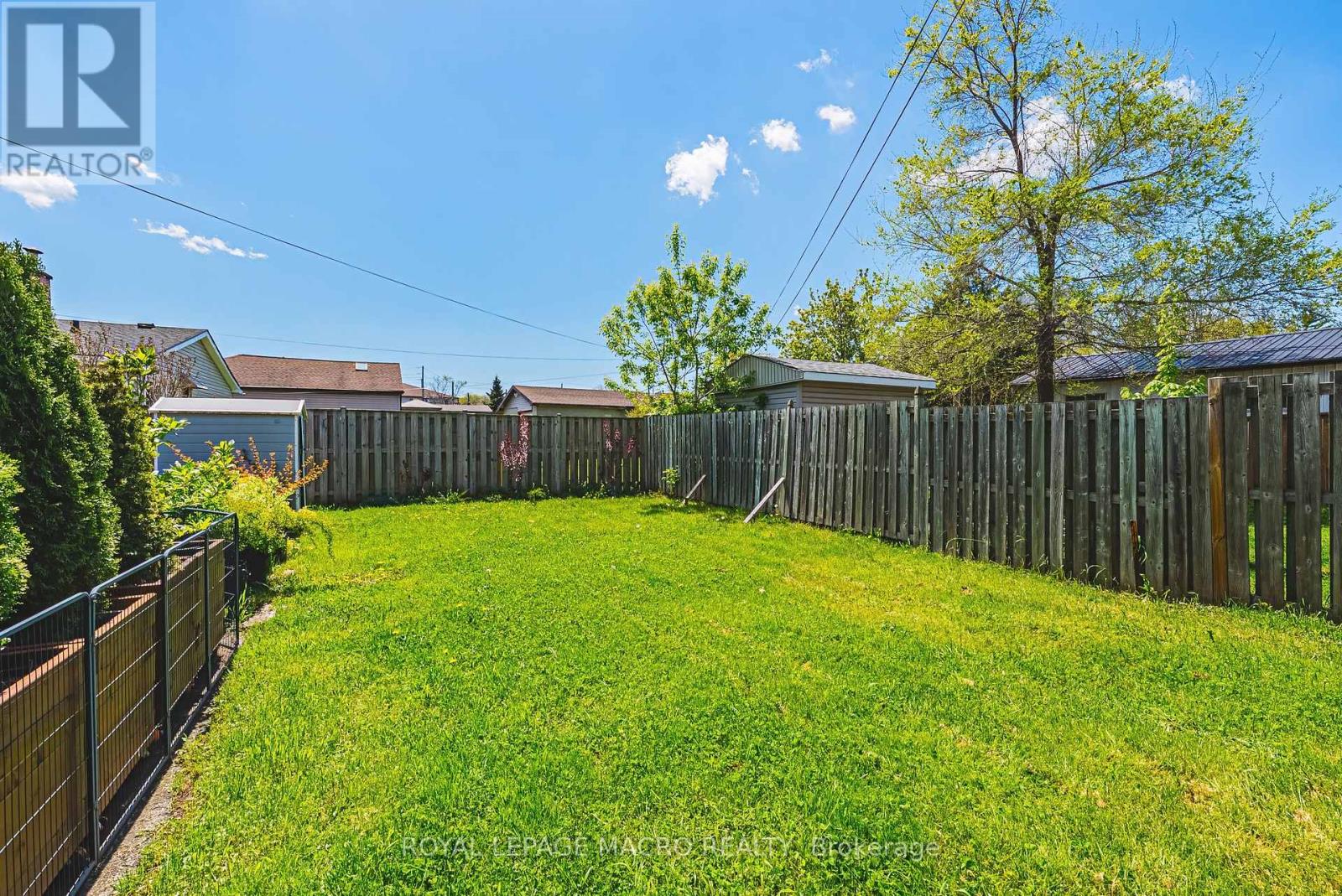 Photo 46 of 2016 Barton Street E, Hamilton ON