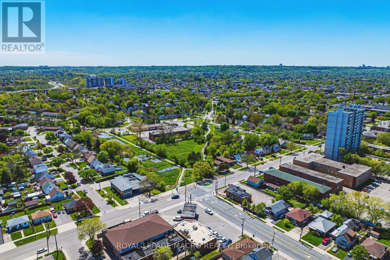 Photo 22 of 2016 Barton Street E, Hamilton ON