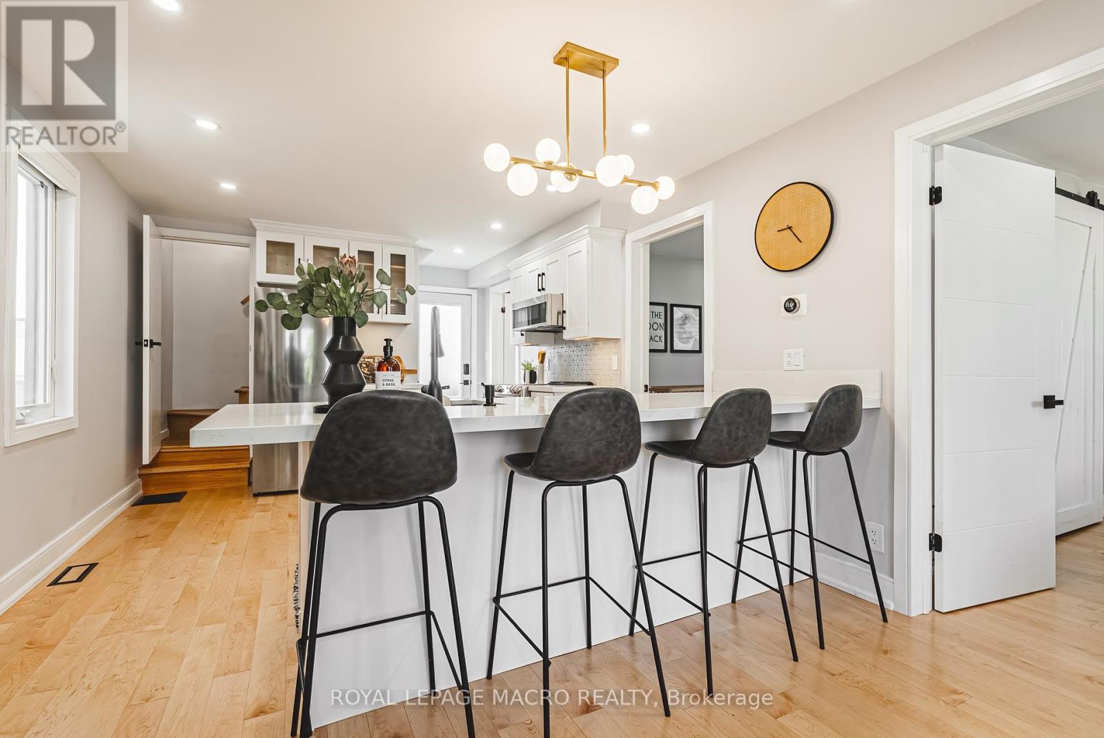 Photo 13 of 2016 Barton Street E, Hamilton ON