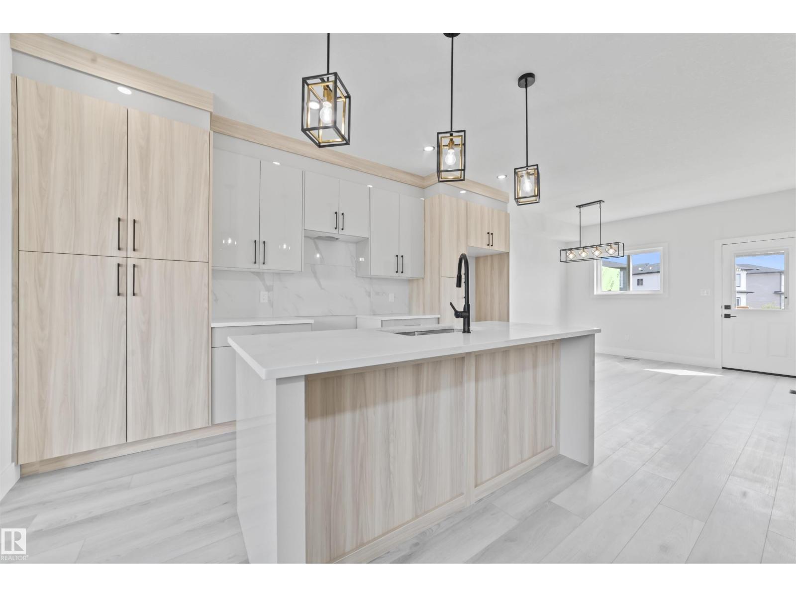 Photo 9 of 201 Deer Valley Dr, Leduc AB