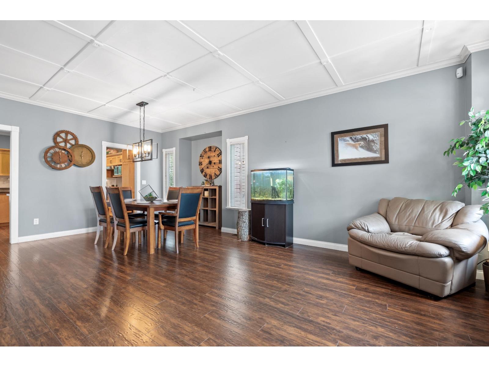 Photo 2 of 35272 Firdale Avenue, Abbotsford BC