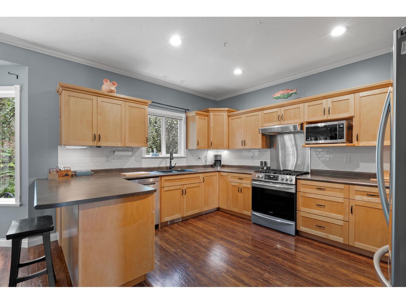 Photo 9 of 35272 Firdale Avenue, Abbotsford BC