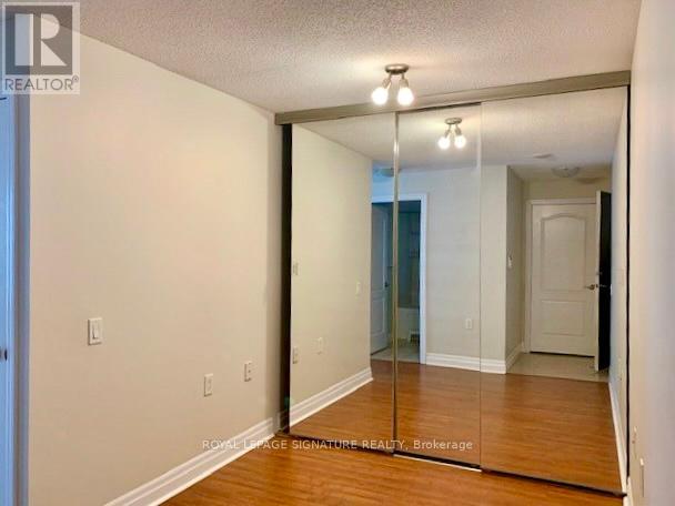 Photo 4 of 1703 21 Hillcrest Avenue, Toronto ON
