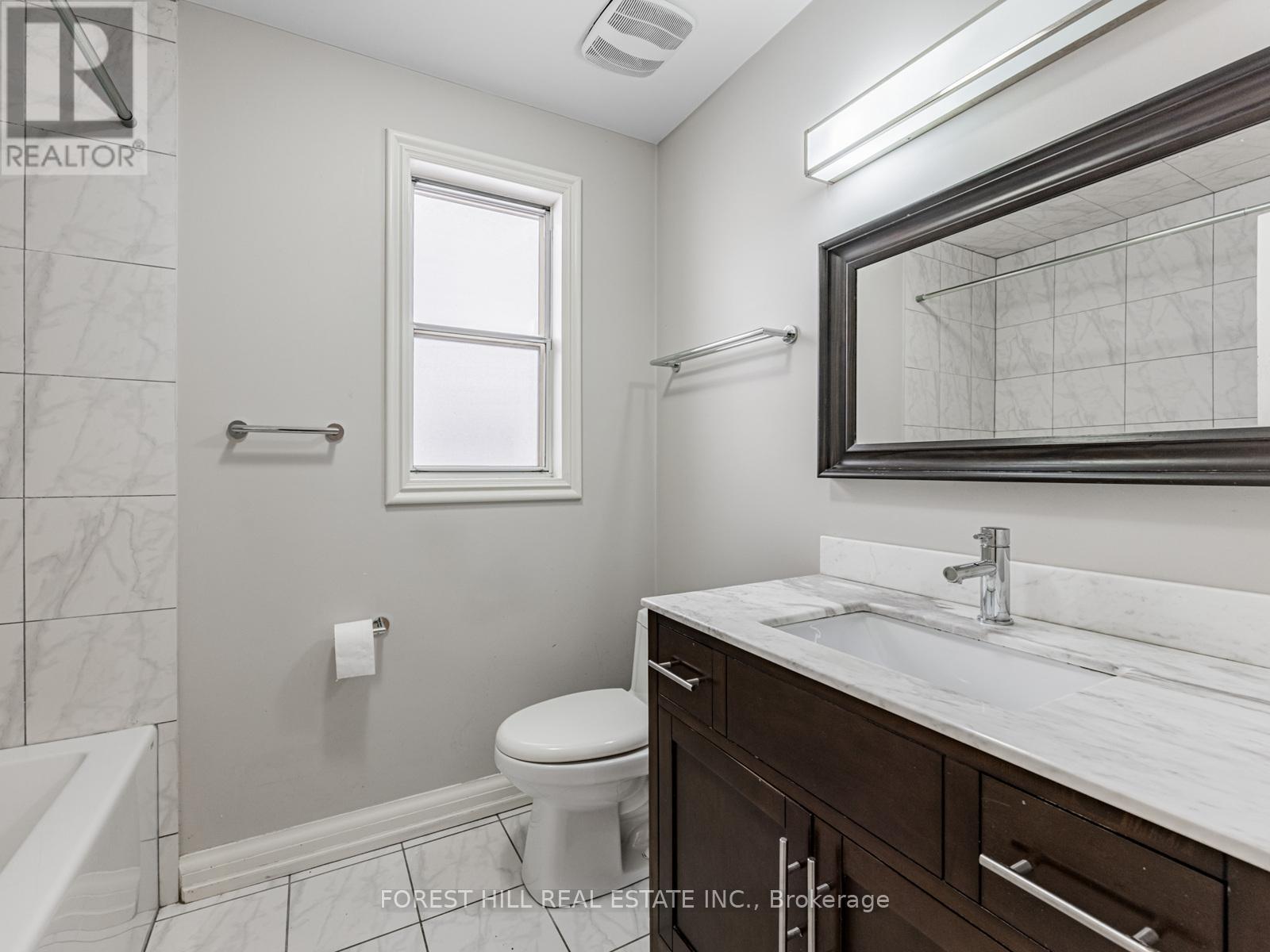 Photo 9 of 2 Esgore Drive, Toronto ON