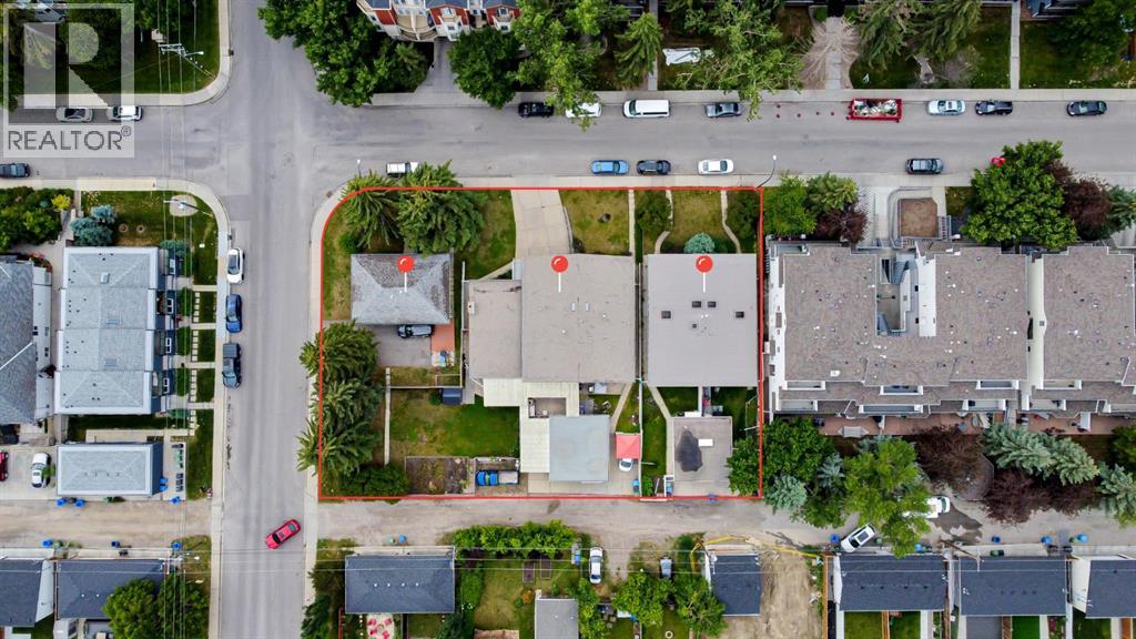 Multi-family House Bi-level for Sale in   Avenue SW Windsor Park Calgary 