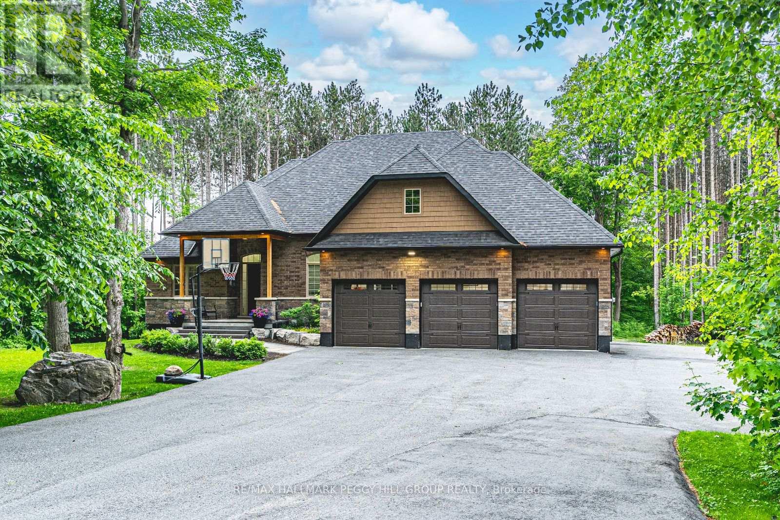 Photo 29 of 38 Windermere Circle, Tay ON