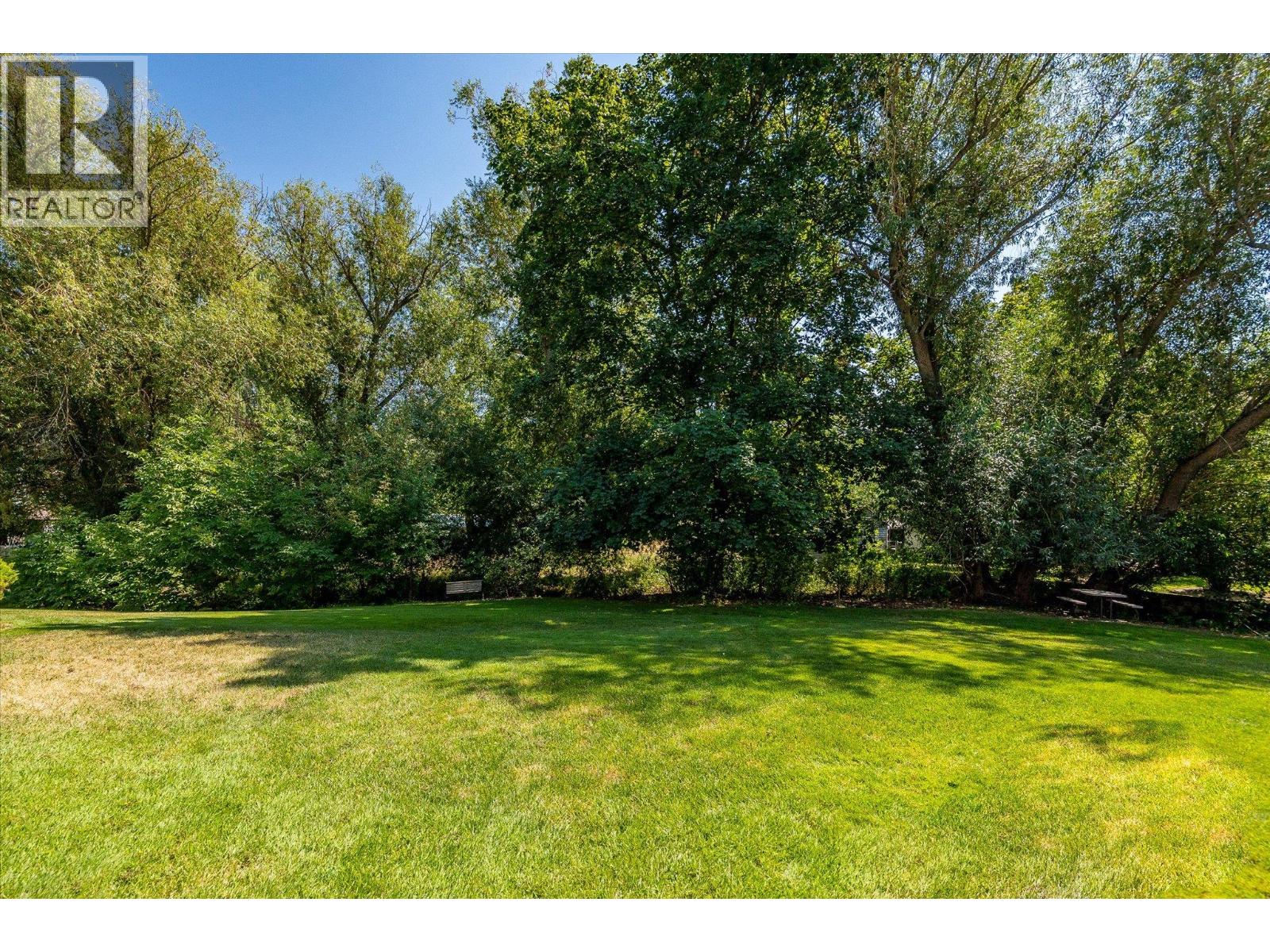 122 575 Sutherland Avenue, Kelowna