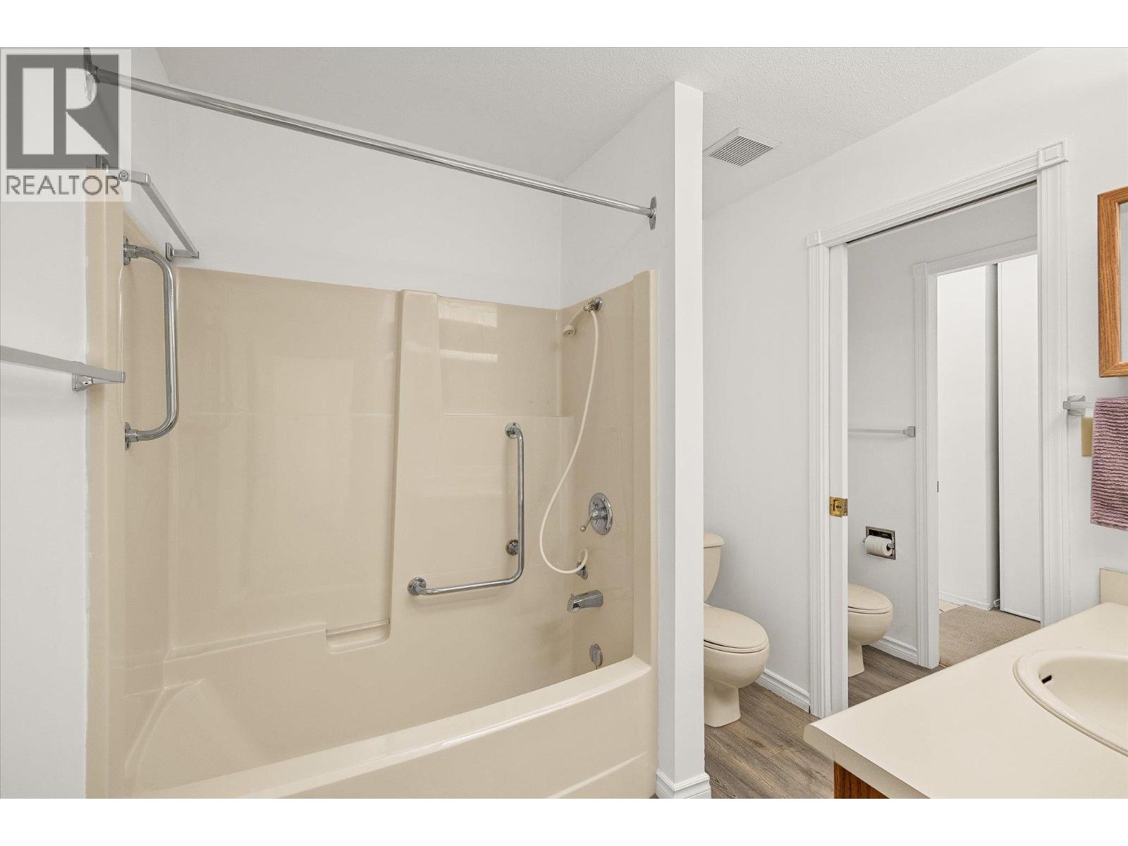 122 575 Sutherland Avenue, Kelowna